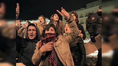 Madrid levanta la porra contra el 'no pasarán' de los desahuciados