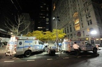 El desalojo forzoso de los activistas de Ocupa Wall Street del parque Zuccotti