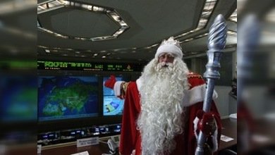 El Abuelo del Frío felicita a los tripulantes de la plataforma espacial