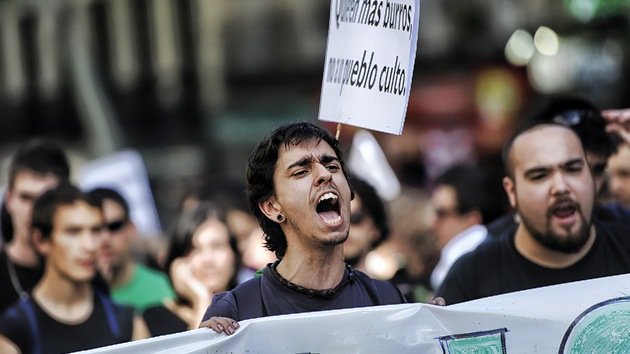 Todo el sistema educativo español en huelga por los recortes del Gobierno