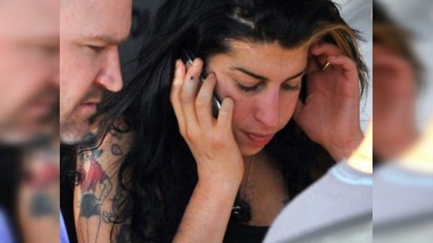 Amy Winehouse, abucheada durante su concierto en Serbia  