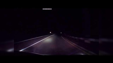 Un meteorito ilumina el cielo nocturno de Crimea, Ucrania