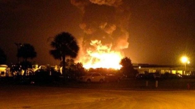 Video: Múltiples explosiones en una planta de propano dejan al menos 7 heridos en Florida