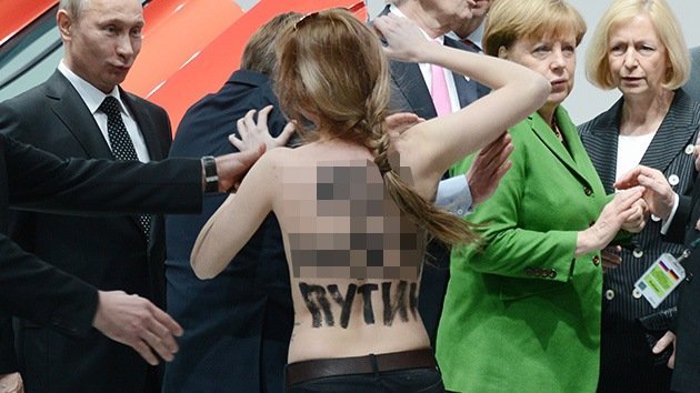Las ucranianas de Femen se desnudan ante Putin