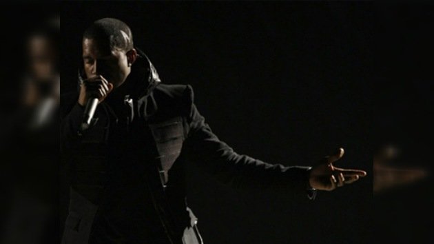 Kanye West vuelve a los premios MTV