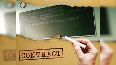 Una profesora estadounidense de español denuncia discriminación por su acento