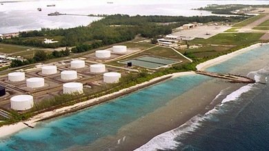 Armada de EE.UU. echó toneladas de desechos a las aguas más prístinas de la Tierra