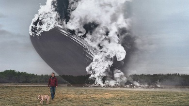 La historia se cuela en la foto: impactantes estampas funden el pasado y el presente