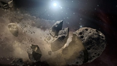 Fotos: Registran enigmática desintegración de un asteroide