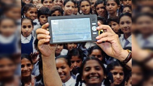 En la India presentan una copia del iPad que costará 35 dólares