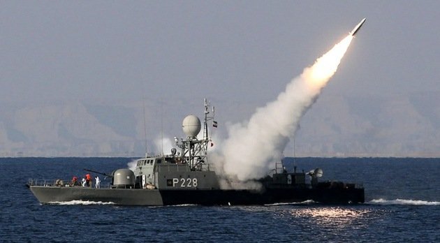 Irán blande un nuevo sistema naval de lanzamiento de misiles