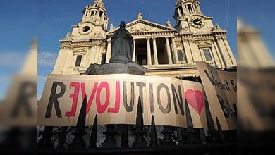 Alarma policial en EE. UU. y Gran Bretaña ante el renovado empuje de los indignados