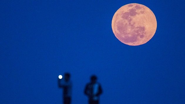 Fotos: Así fue el eclipse que inaugura 'las cuatro Lunas de sangre'
