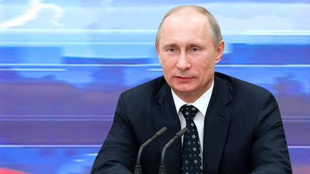 Vladímir Putin da una megaconferencia de prensa ante más de mil periodistas