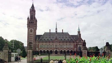 Ucrania: El nuevo poder quiere que un tribunal internacional juzgue a Yanukóvich