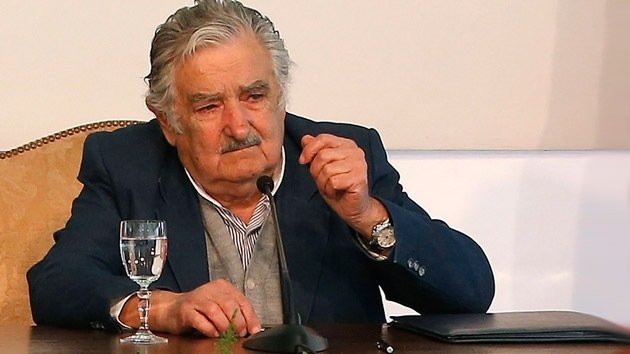 Mujica rectifica y niega que México sea un estado fallido