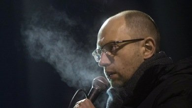 El doble rasero de Yatseniuk: apoyar a Kosovo, oponerse a Crimea