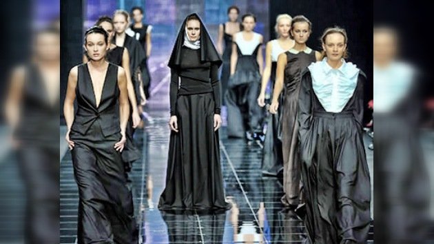 Una diseñadora rusa crea una colección de ropa para las monjas