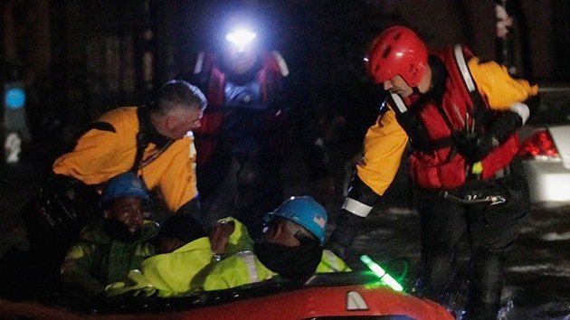 Un estadounidense piensa demandar a sus rescatadores por tardar dos horas en salvarlo