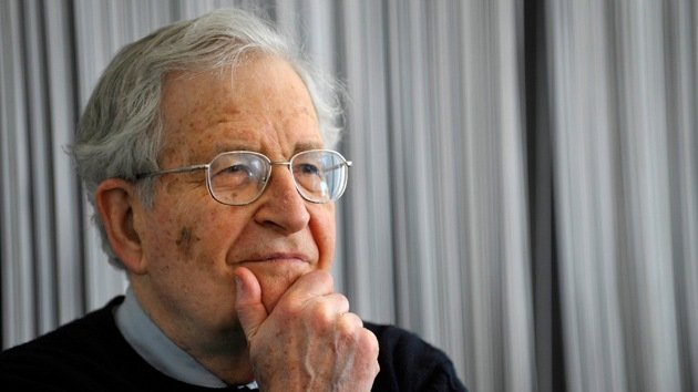Noam Chomsky: "EE.UU. es el líder mundial en cometer los mayores crímenes"
