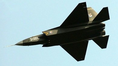 Nuevas imágenes del caza furtivo chino J-31