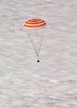 El aterrizaje de los tripulantes de la Soyuz TMA M