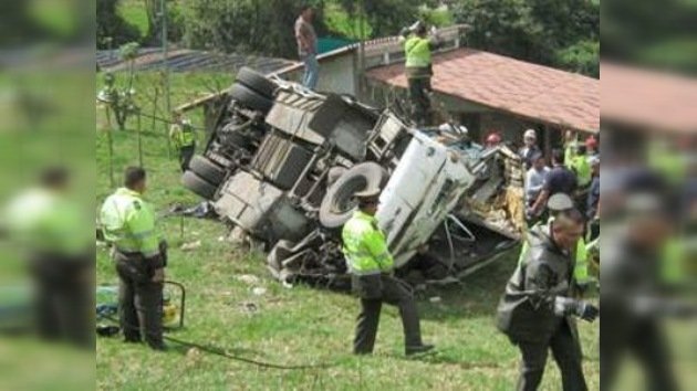 Al menos 16 muertos y 42 heridos en un accidente de tráfico en Bogotá