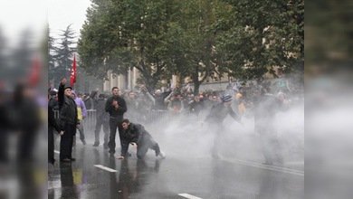 Éxodo de la oposición en Georgia: la gente no puede soportar la presión