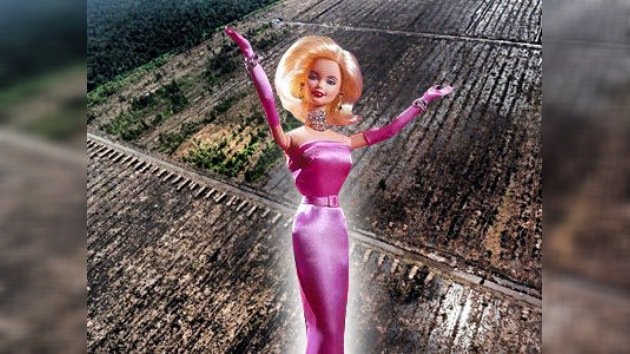 Greenpeace: el productor de la muñeca Barbie destruye bosques tropicales
