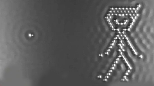 Un video de récord: los átomos protagonizan la película animada más pequeña del mundo