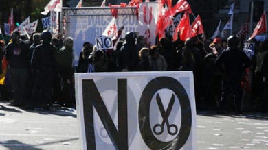 Día de huelgas y protestas contra la austeridad en Europa
