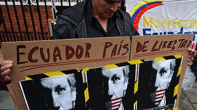 Ecuador argumentará en un “extenso documento” la decisión sobre el asilo de Assange