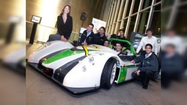 El primer auto de carreras eléctrico del mundo llegó a Panamá
