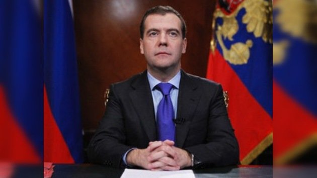 Medvédev anuncia cambios en el modelo político de Rusia