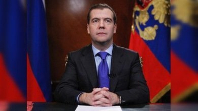 Medvédev anuncia cambios en el modelo político de Rusia