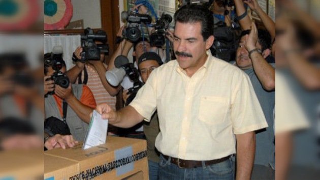 La Interpol emite una orden de captura contra un ex rival de Morales en las elecciones