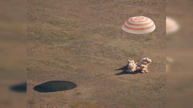 La nave espacial Soyuz aterriza con éxito en Kazajistán