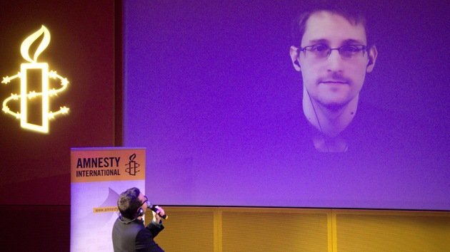 Snowden revela detalles de su vida en Moscú