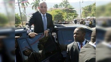 Una comisión presidencial de Haití recomienda restaurar el Ejército, disuelto en los 90