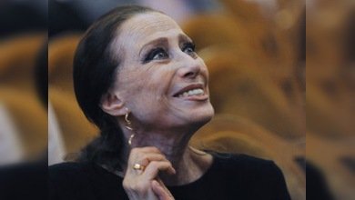 Francia ovaciona a la bailarina rusa Maya Plisétskaia en su 85 cumpleaños