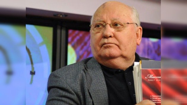 Gorbachov se plantea volver a la política refundando su partido