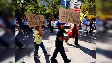 California, a favor de que los gays entren en la historia