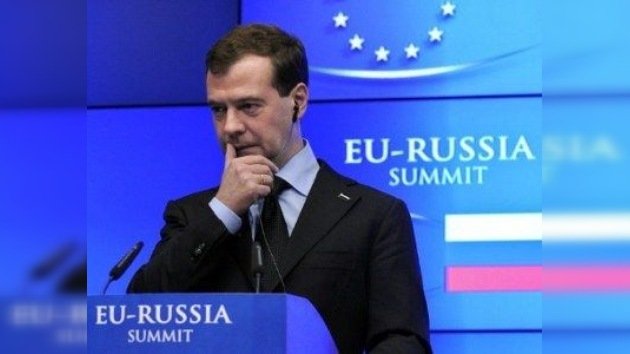 Rusia y UE discuten sobre el futuro con la crisis europea como telón de fondo