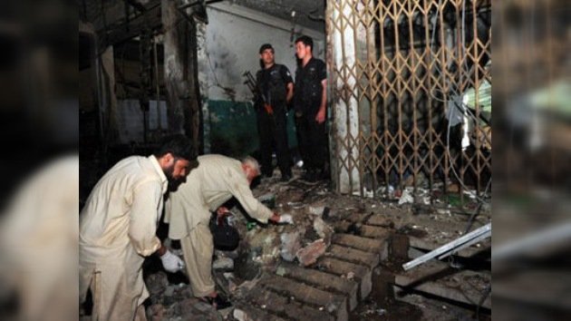Dos explosiones dejan decenas de muertos en Pakistán