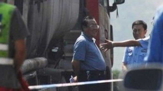 Última sonrisa: Destituido un funcionario chino por reír ante un accidente mortal