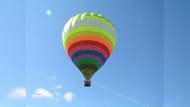 La caída de un globo aerostático en Dubai causa dos muertos