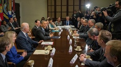 Apple, Microsoft convencen Obama de limitar el espionaje