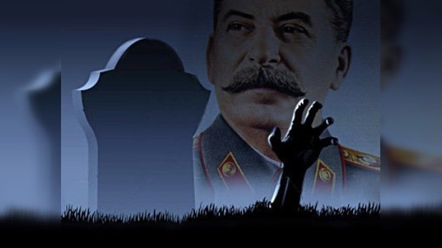 Los rusos, indignados por la decisión de las autoridades de Moscú de instalar retratos de Stalin