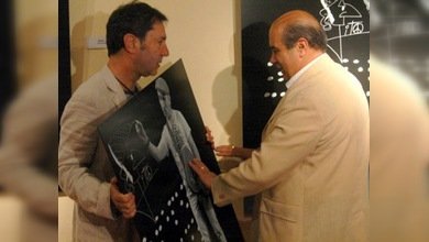 Juan Torre permite a los ciegos disfrutar la fotografía