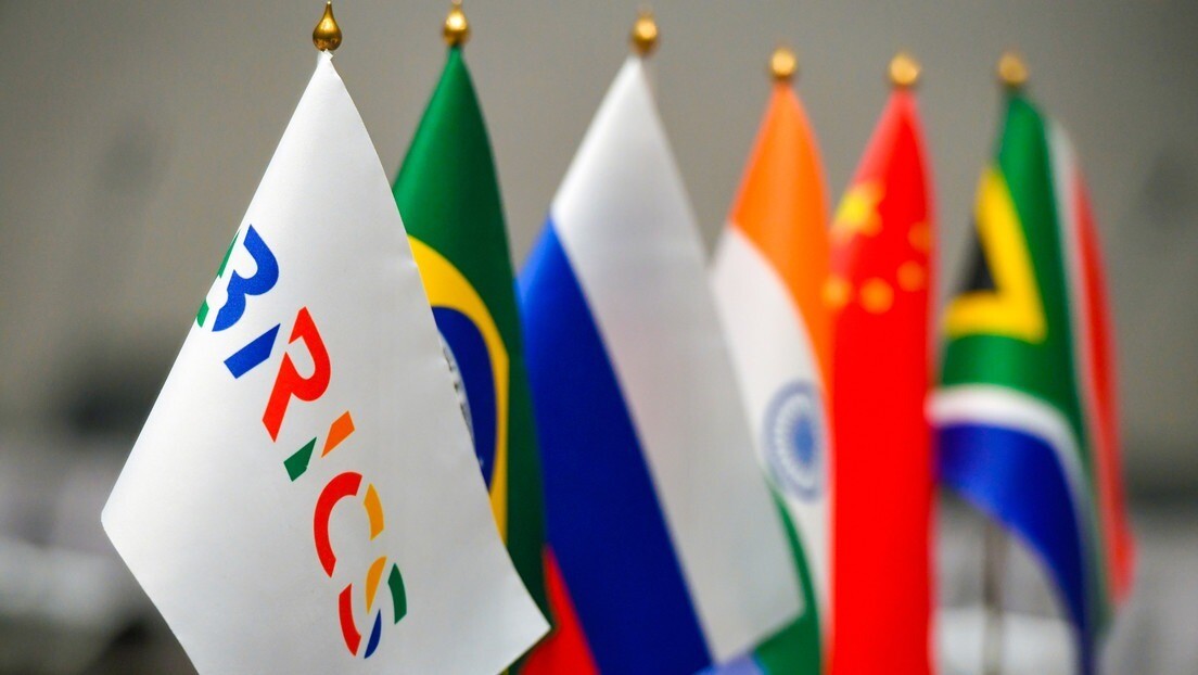 Deputados peronistas pedem que o Governo de Milei "explique e justifique" sua recusa em participar do BRICS